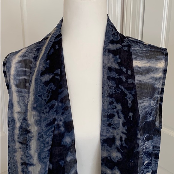 Coldwater Creek Tops - EUC.  Blue and white watercolor scarf vest